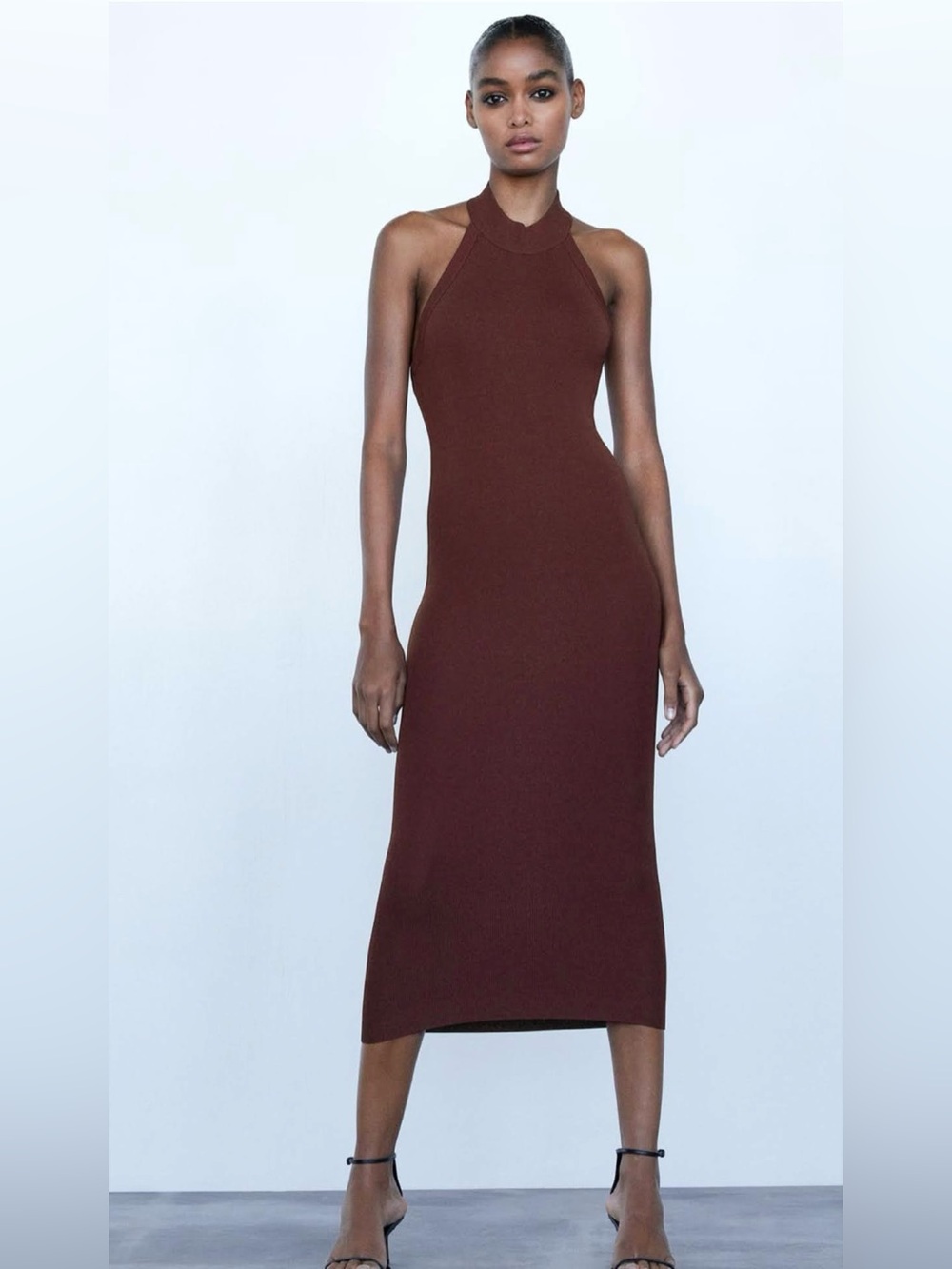 ZARA Sleeveless Halter Knit Midi Dress in Burgundy - Large